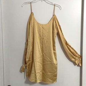 Small, soft mustard mini dress